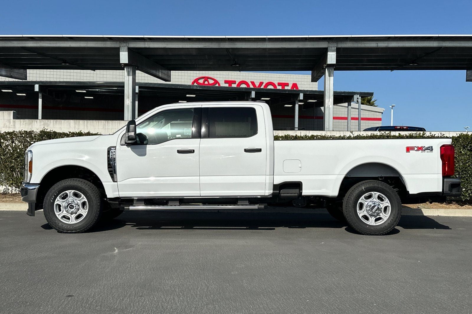 2026 Ford F-250SD XLT