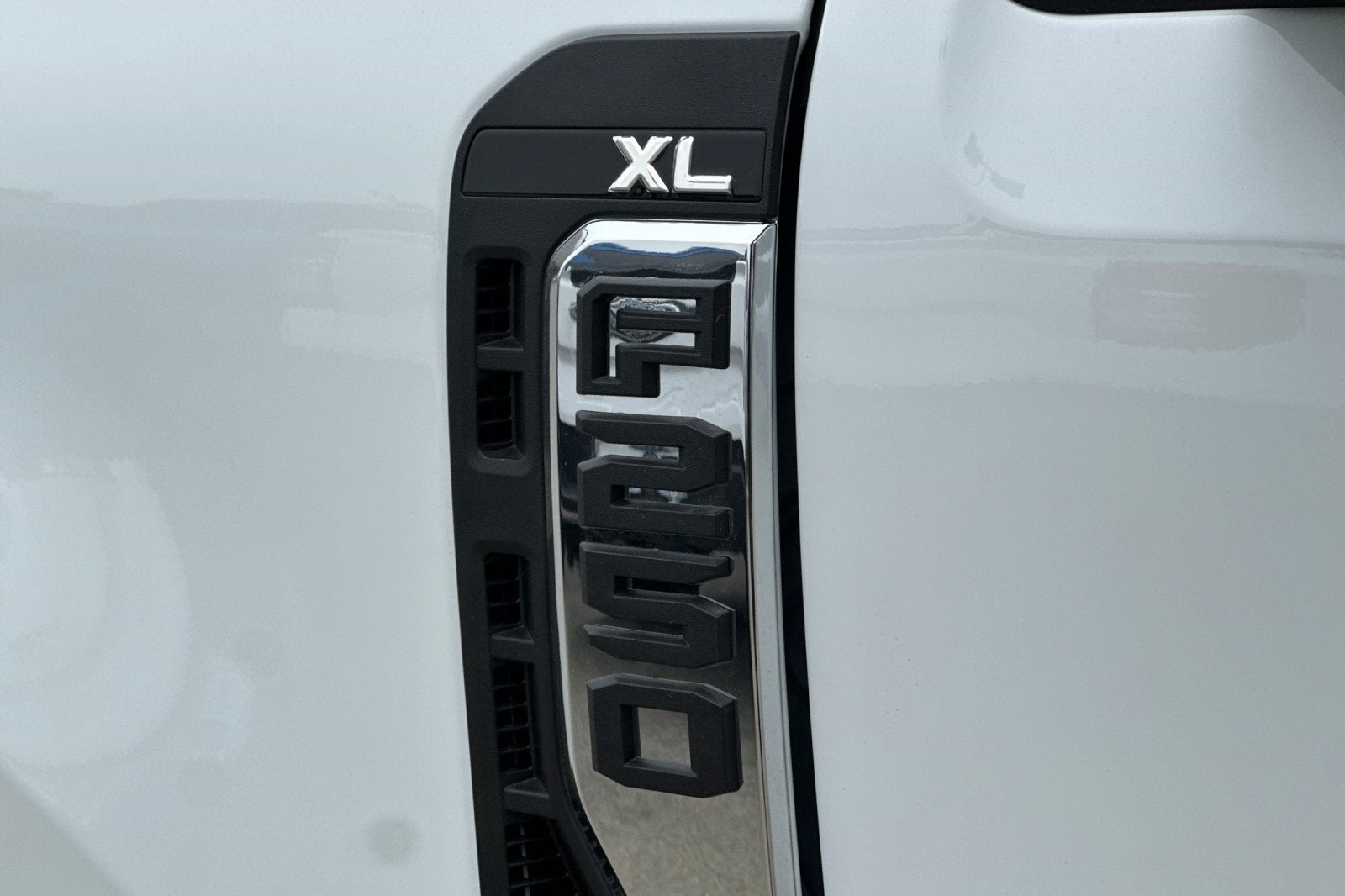 2025 Ford F-250SD XL