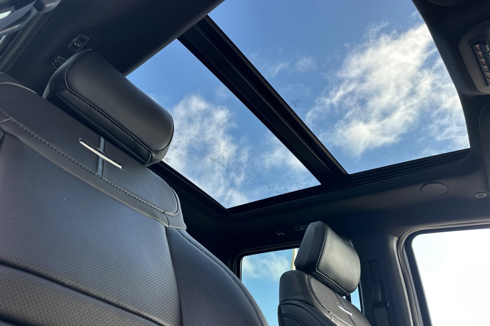 2027 Ford F-250SD Platinum