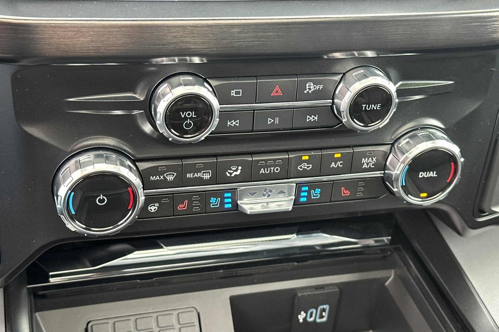 2027 Ford F-250SD Lariat
