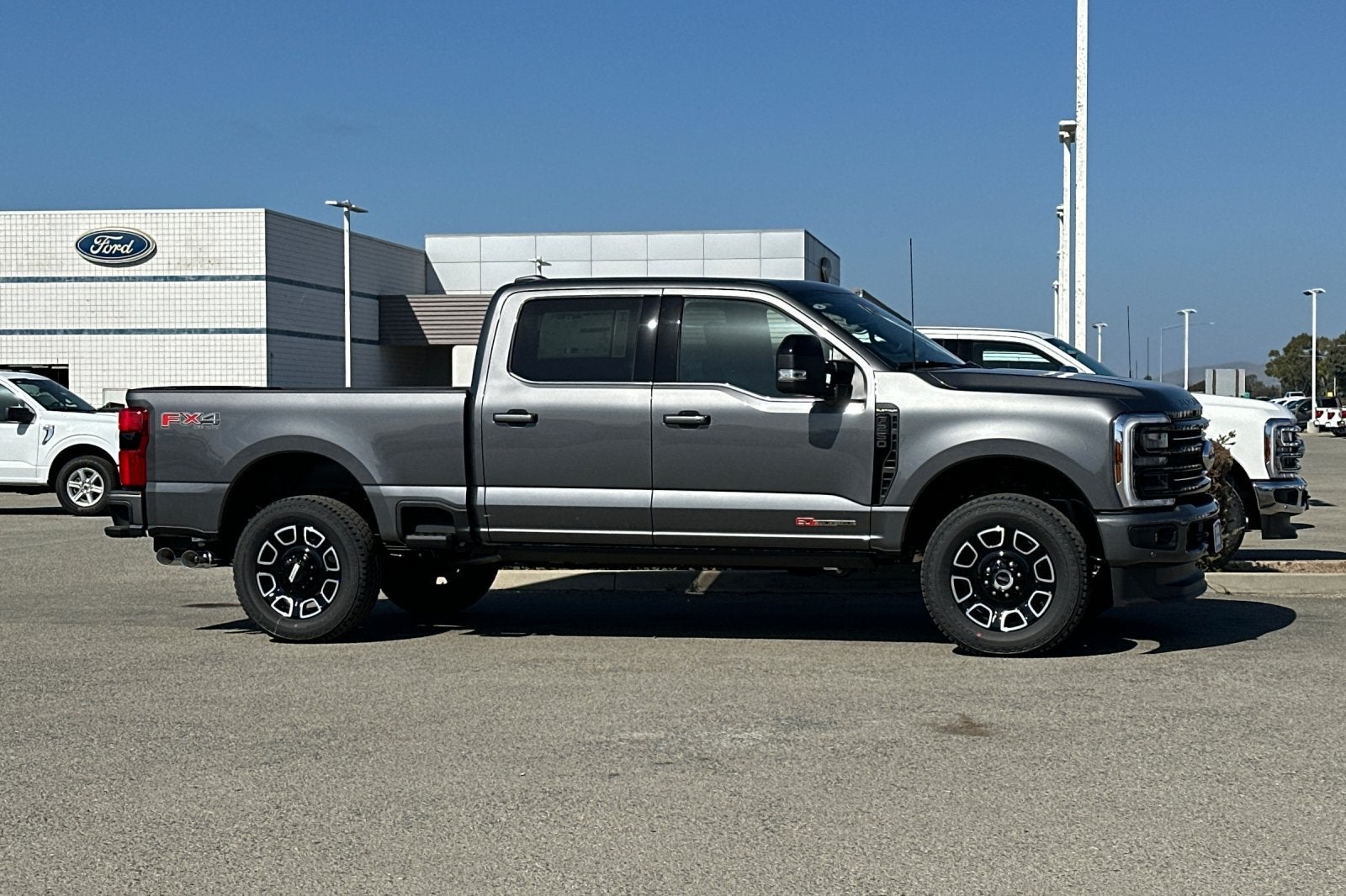 2027 Ford F-250SD Platinum