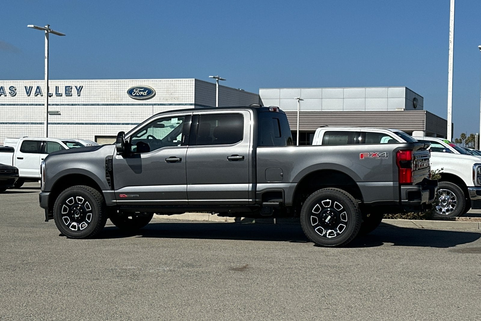 2027 Ford F-250SD Platinum