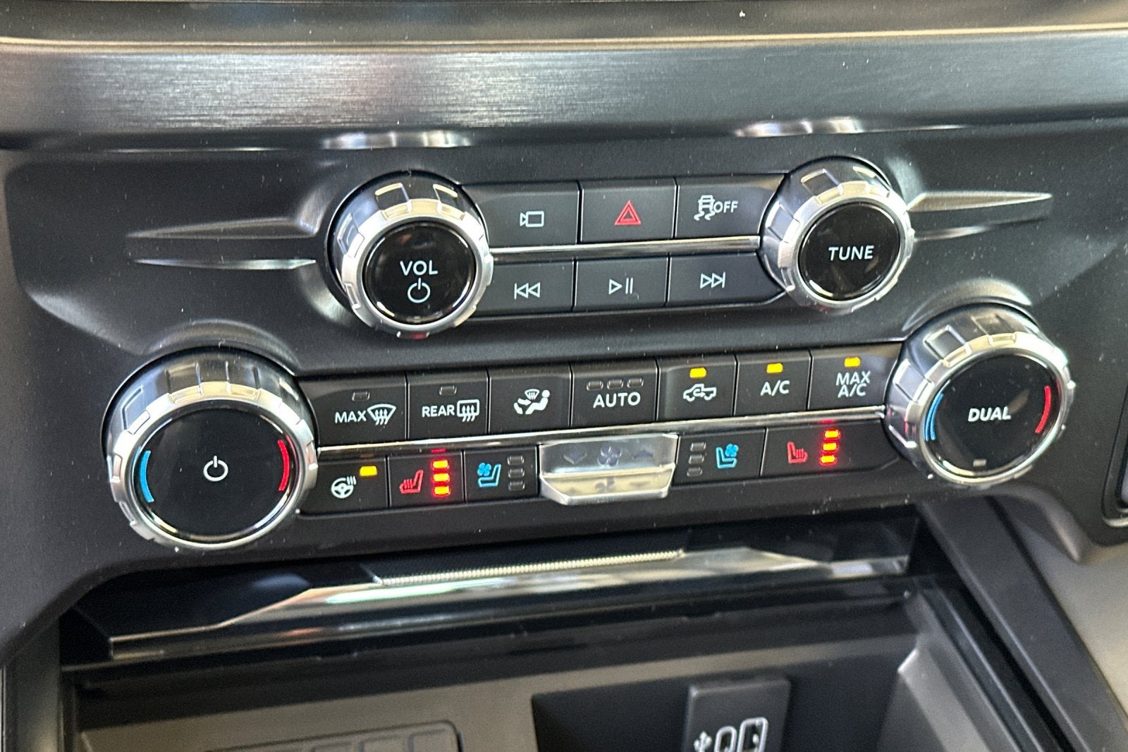 2027 Ford F-250SD Lariat