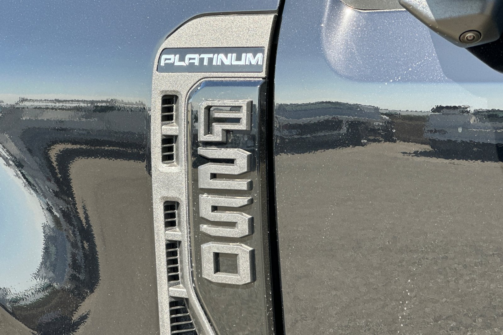 2027 Ford F-250SD Platinum