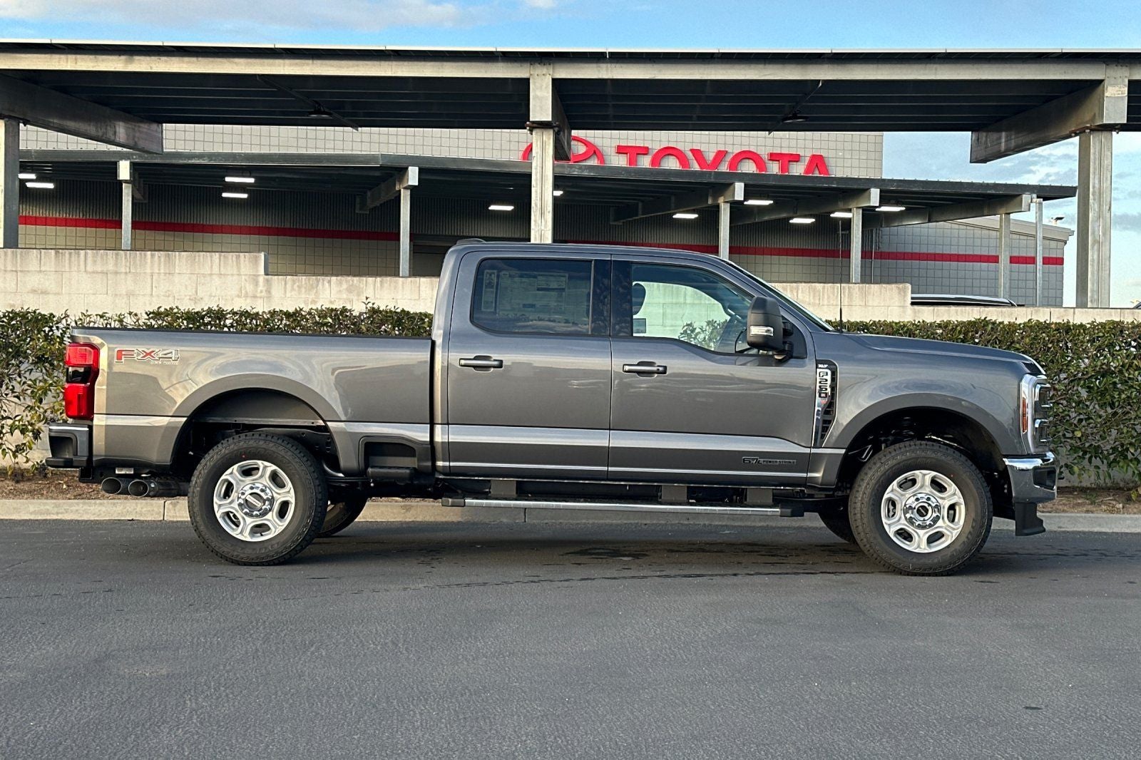 2026 Ford F-250SD XLT