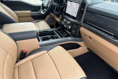 2026 Ford F-350SD Lariat DRW