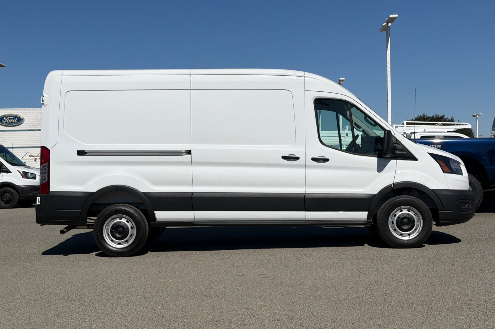 2027 Ford Transit-250 Base