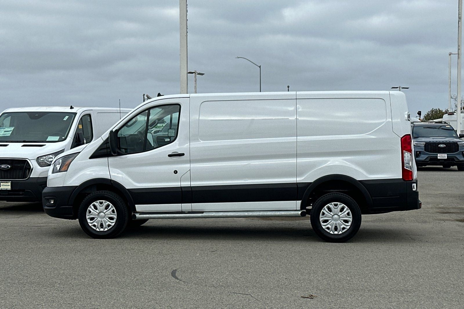2025 Ford Transit-250 Base