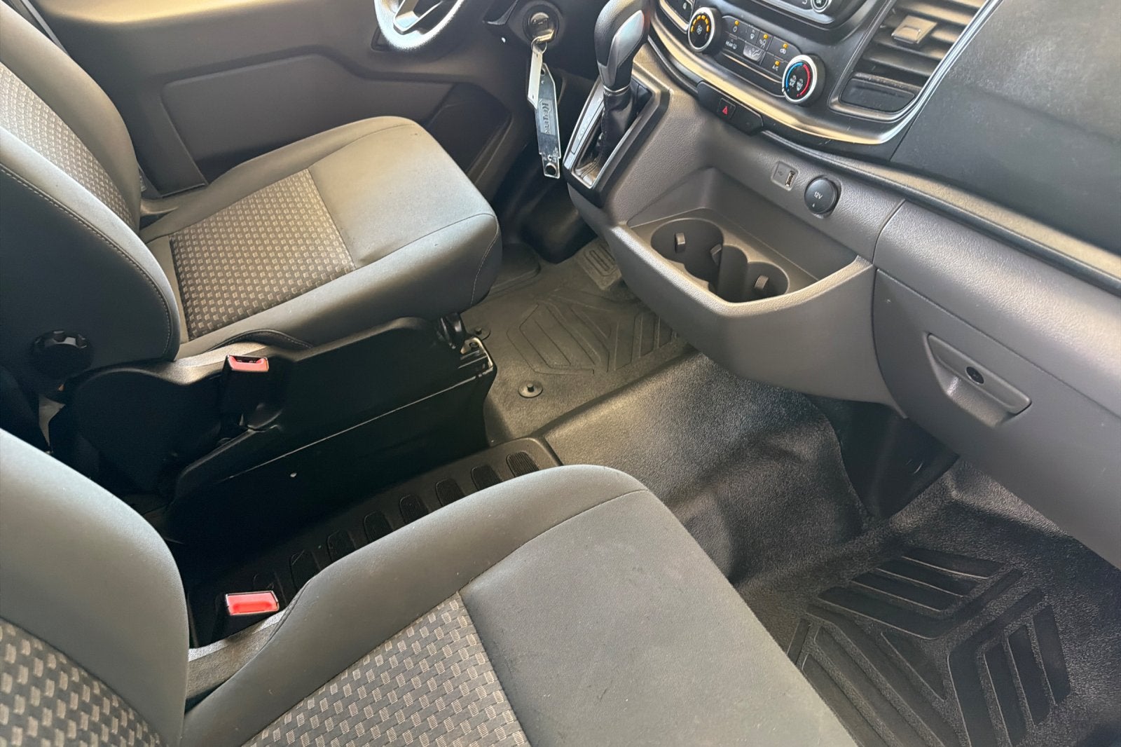 2025 Ford Transit-250 Base