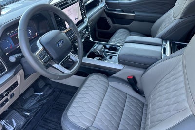 2025 Ford F-150 Platinum