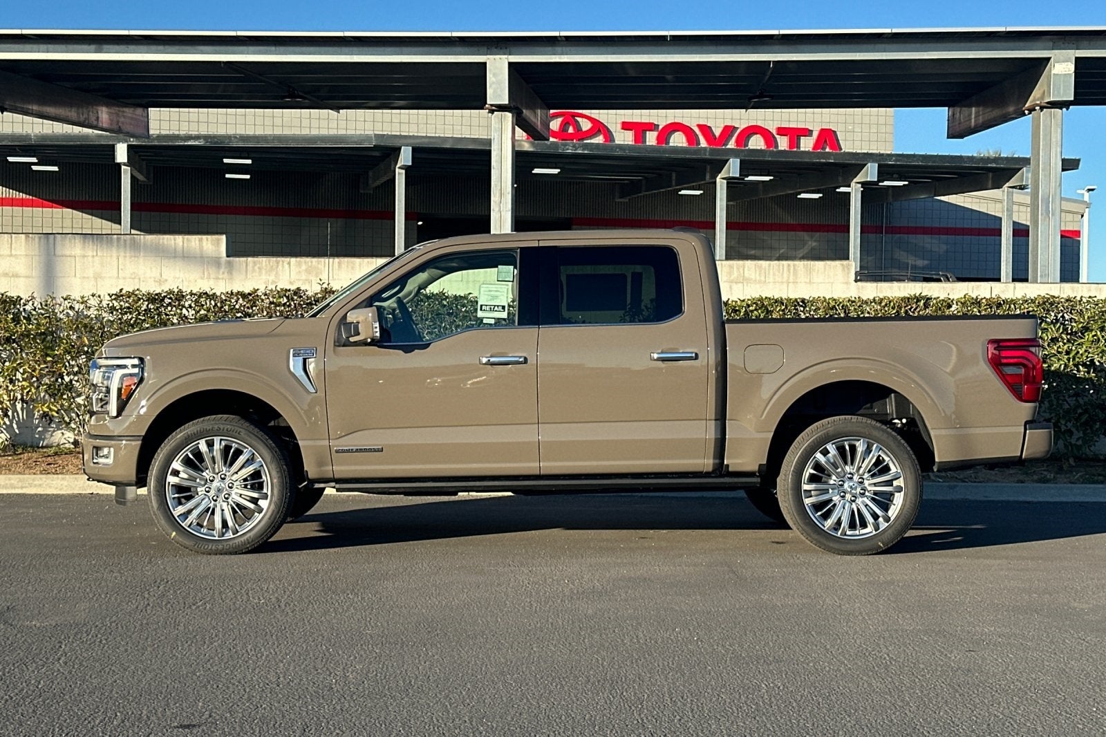 2025 Ford F-150 Platinum