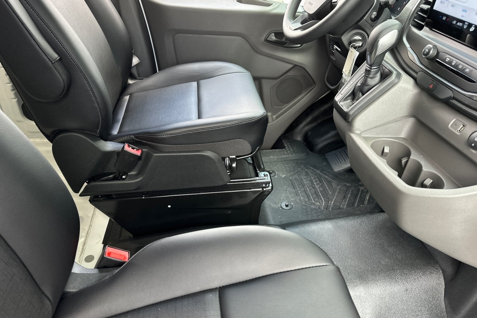 2025 Ford Transit-150 Base