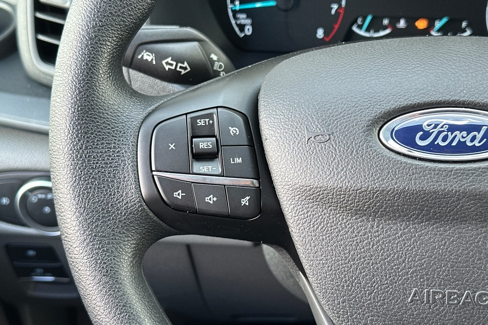 2025 Ford Transit-150 Base