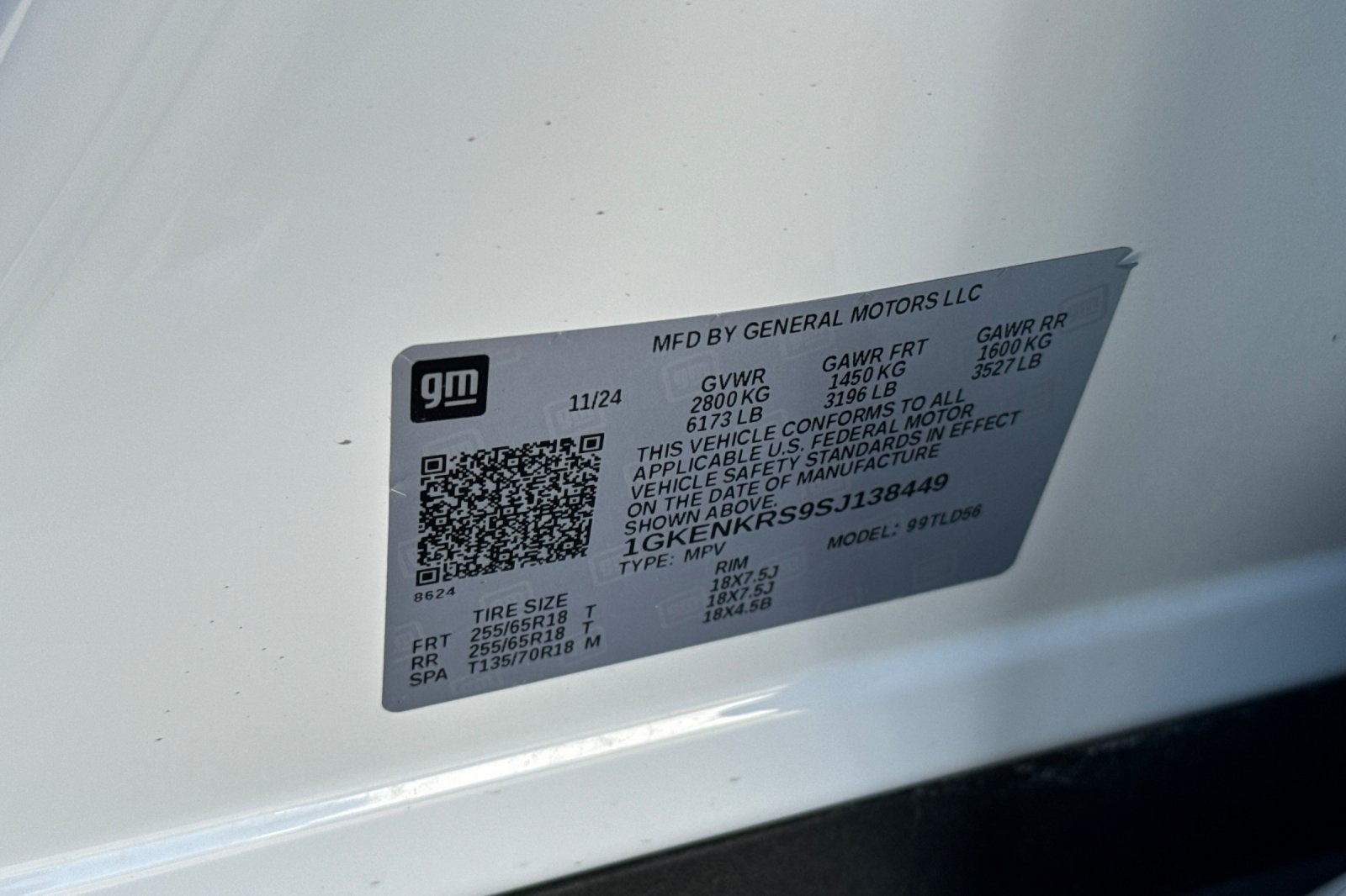 2025 GMC Acadia Elevation