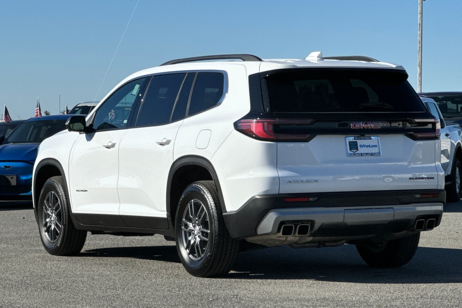 2025 GMC Acadia Elevation