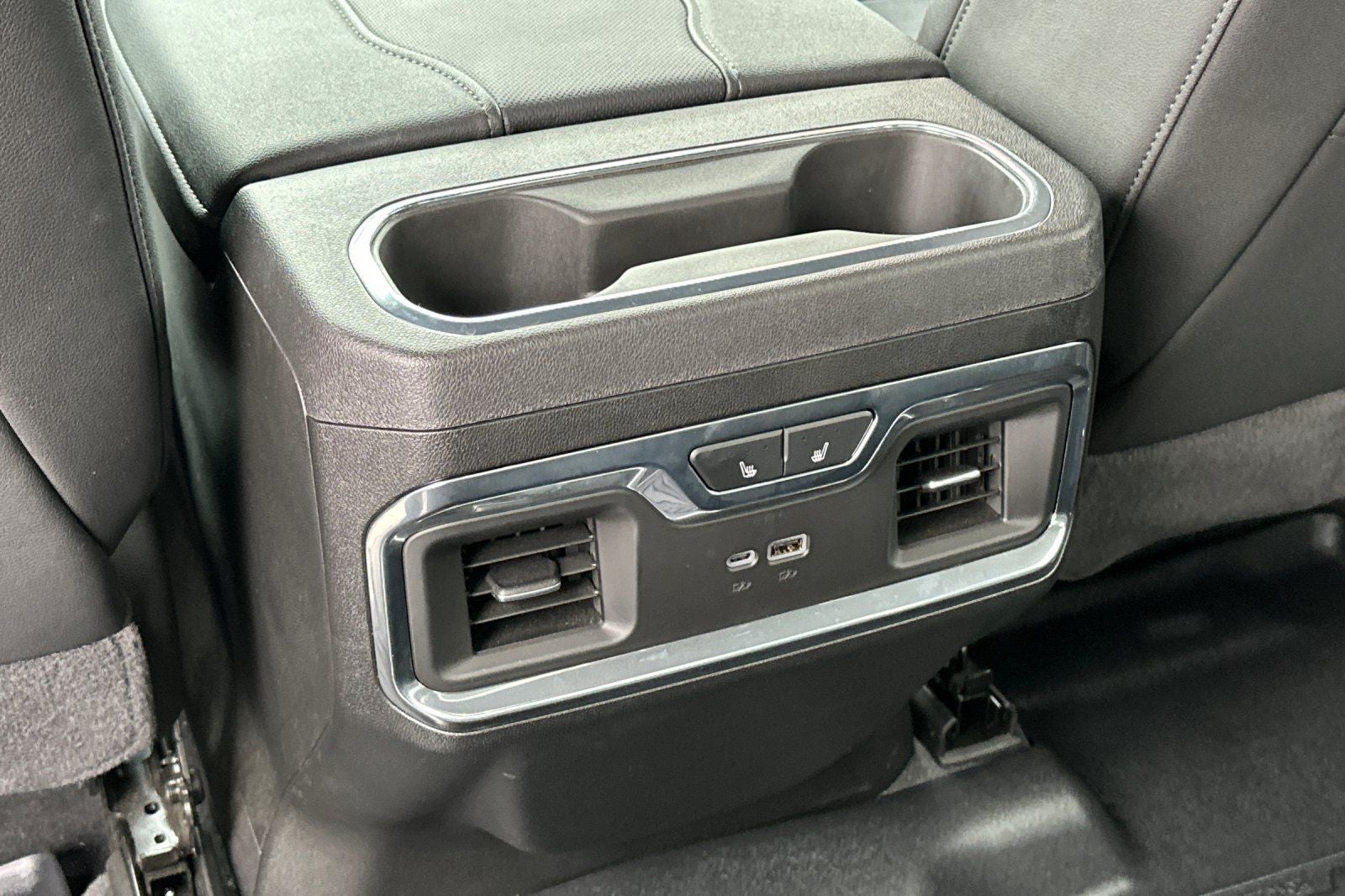 2025 GMC Sierra 2500HD SLT
