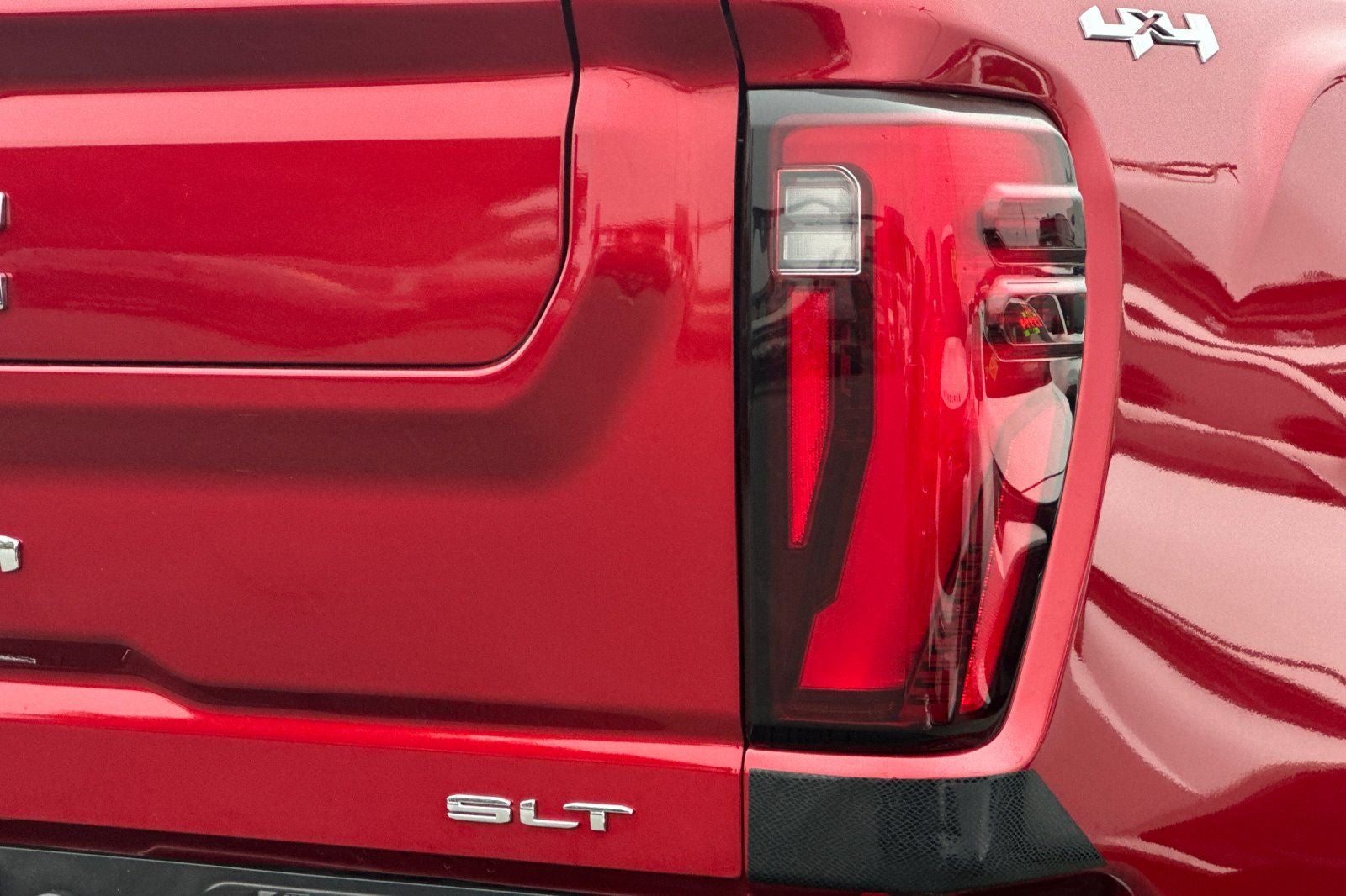 2025 GMC Sierra 2500HD SLT