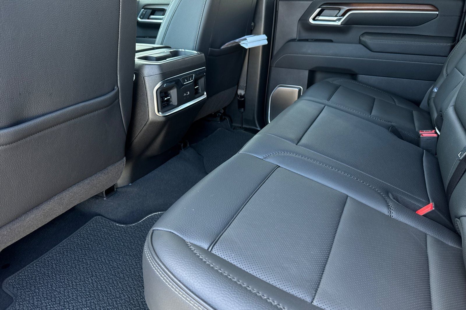 2025 GMC Sierra 3500HD Denali