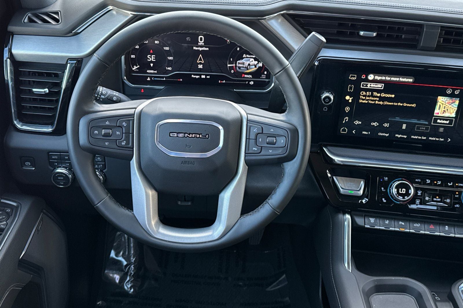 2025 GMC Sierra 3500HD Denali