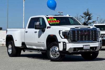 2025 GMC Sierra 3500HD Denali