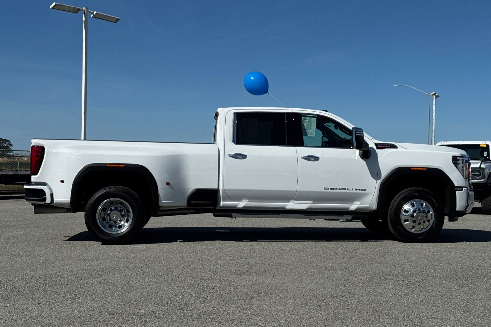 2025 GMC Sierra 3500HD Denali