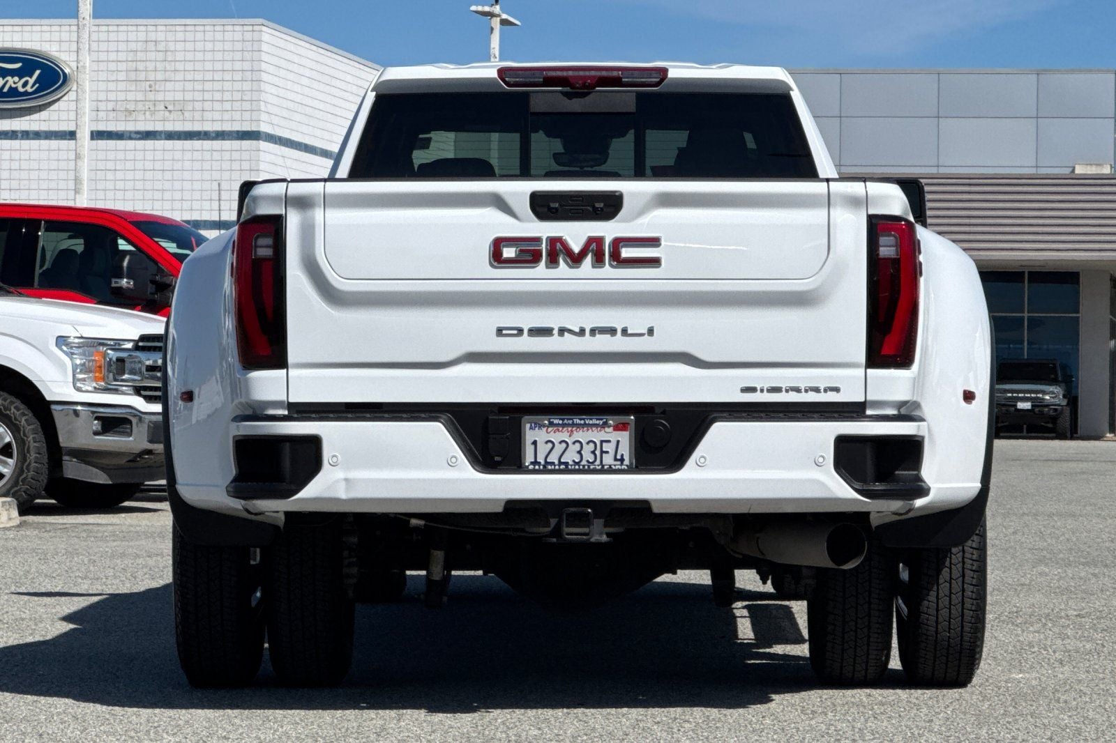 2025 GMC Sierra 3500HD Denali
