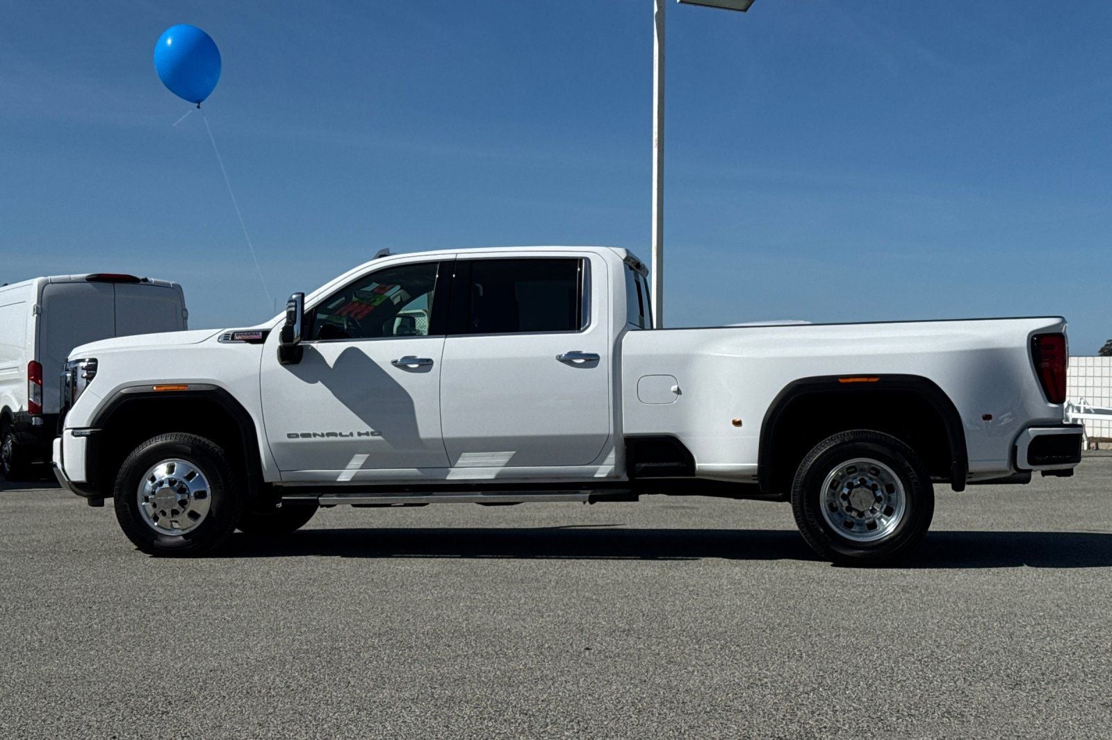 2025 GMC Sierra 3500HD Denali