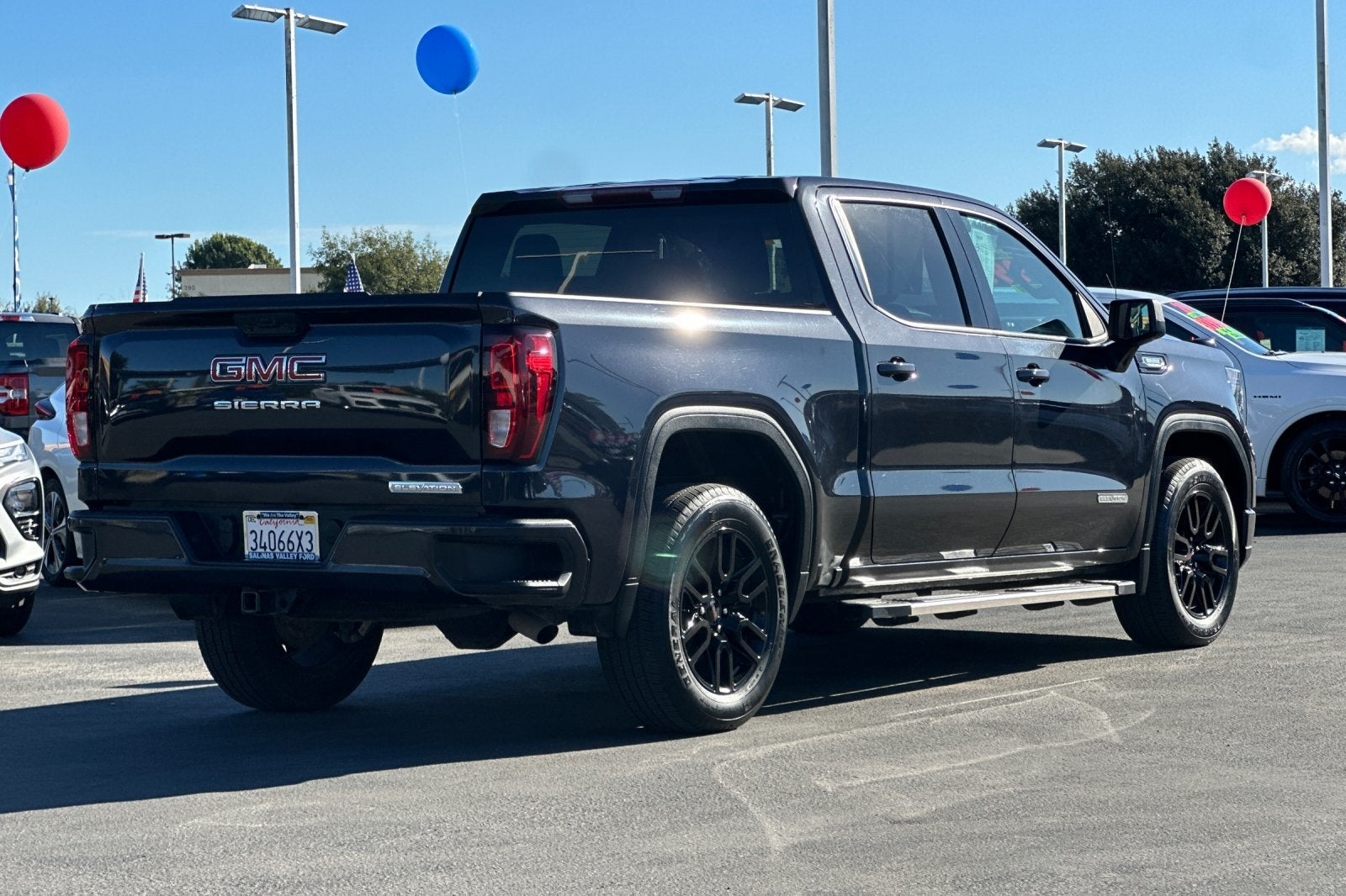 2023 GMC Sierra 1500 Elevation
