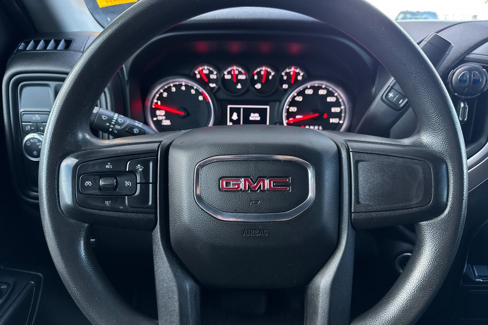 2023 GMC Sierra 1500 Pro
