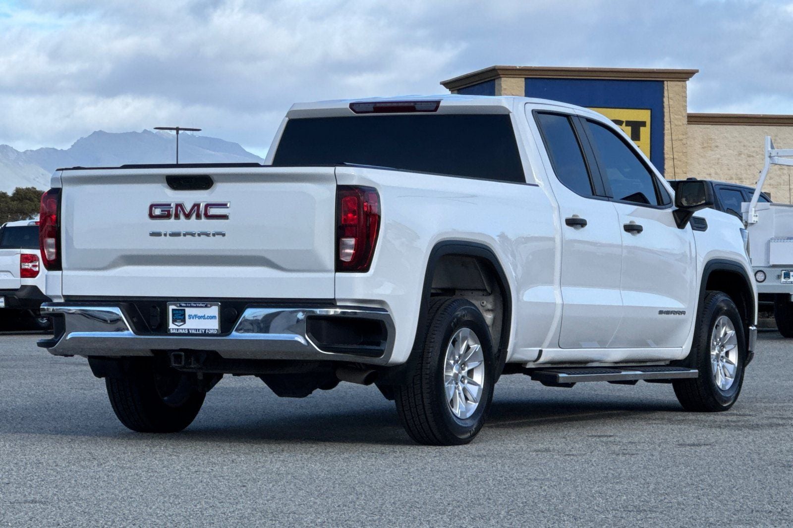2023 GMC Sierra 1500 Pro