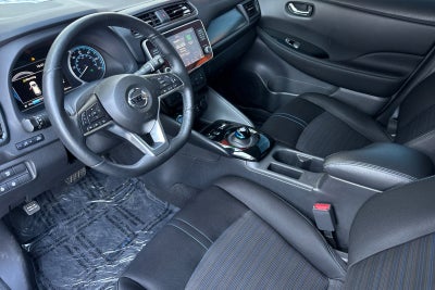 2022 Nissan Leaf SV