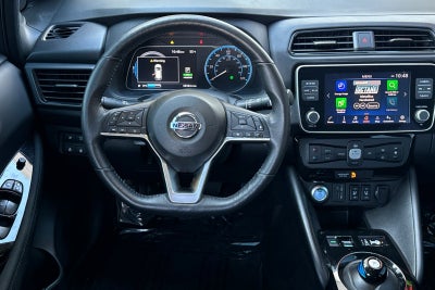 2022 Nissan Leaf SV