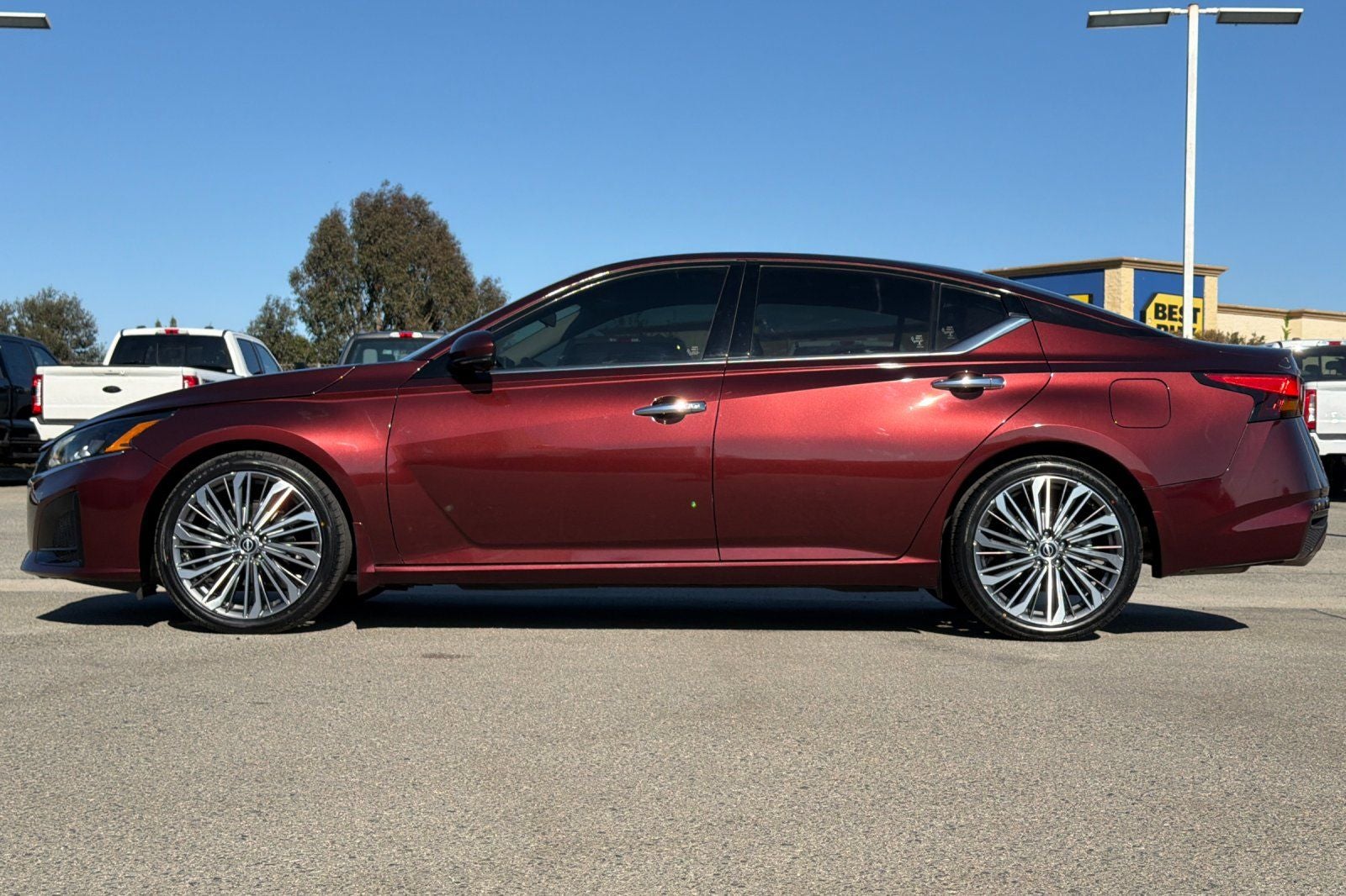 2023 Nissan Altima 2.5 SL
