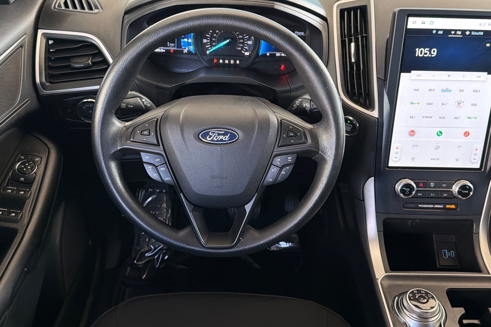 2022 Ford Edge SE