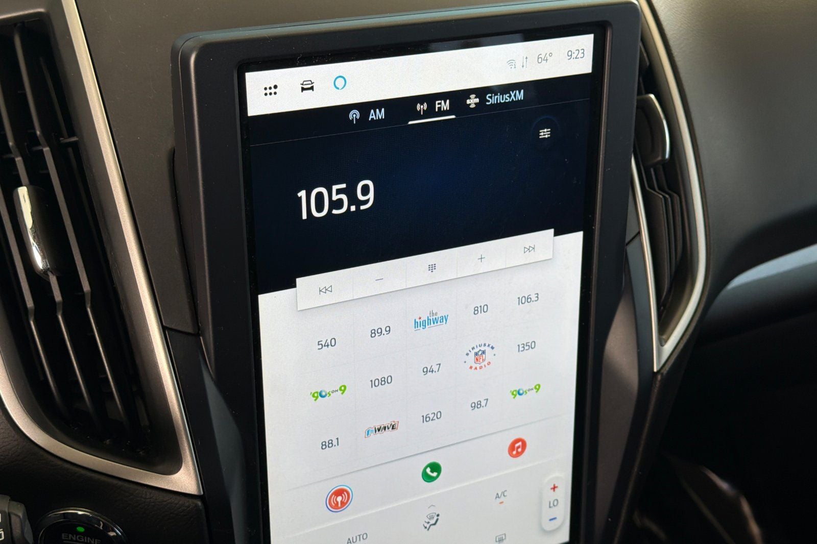 2022 Ford Edge SE