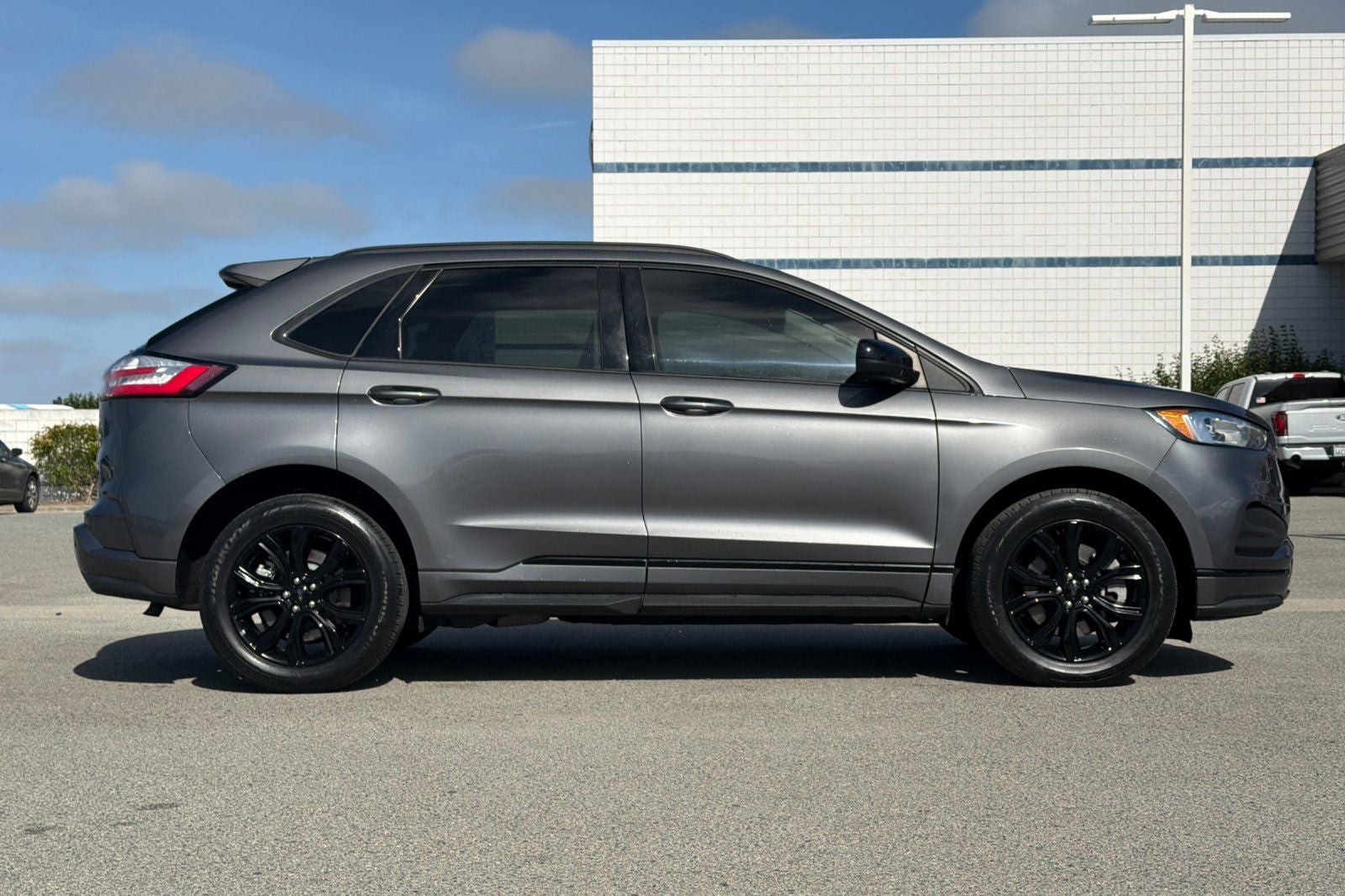 2022 Ford Edge SE