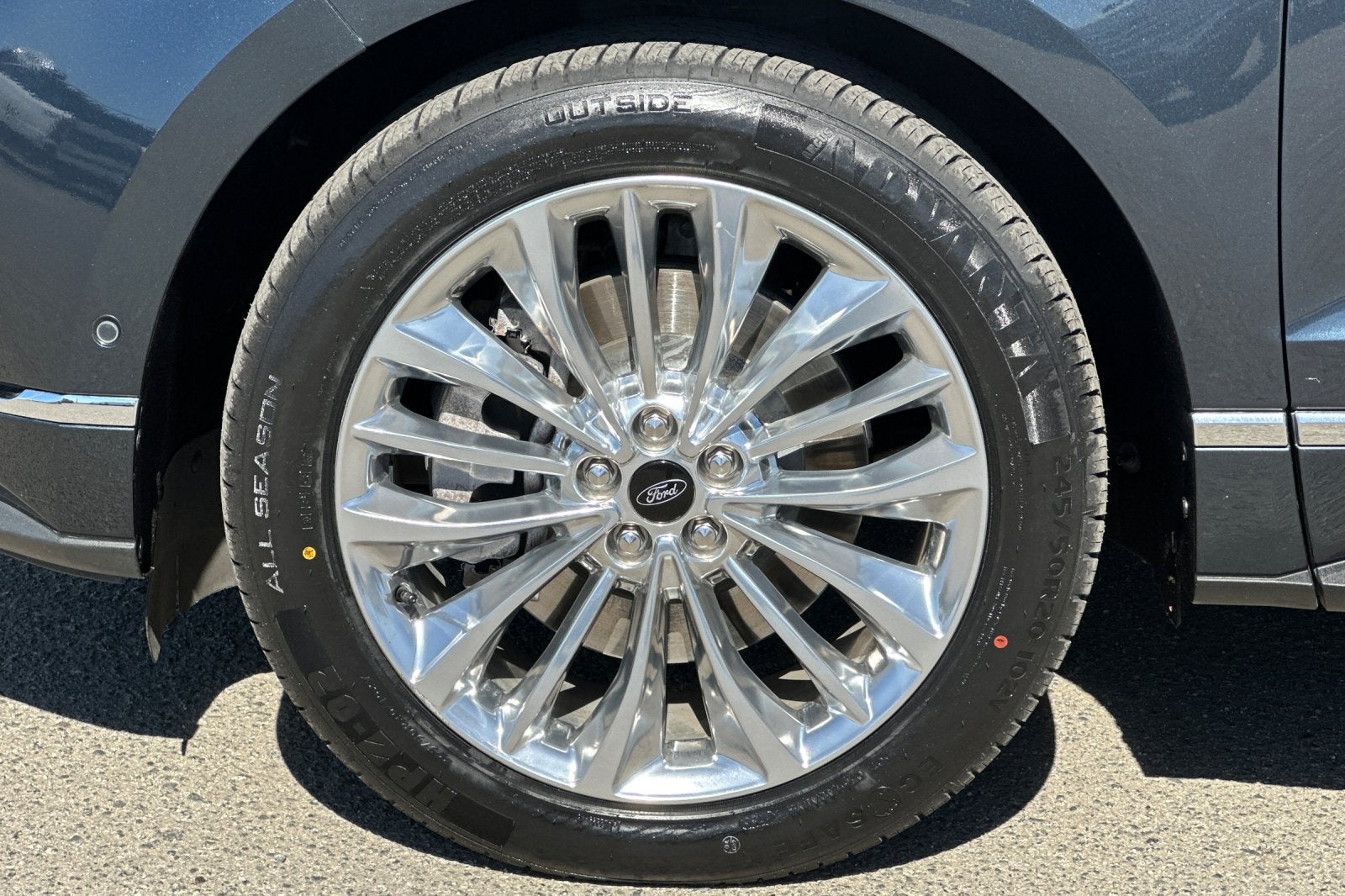 2024 Ford Edge Titanium