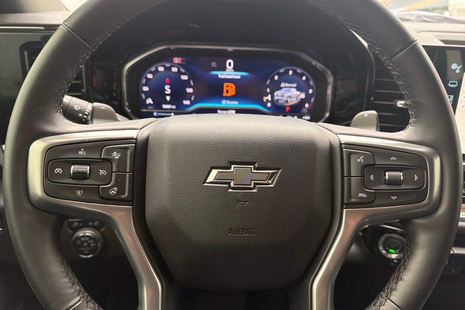 2024 Chevrolet Silverado 1500 RST