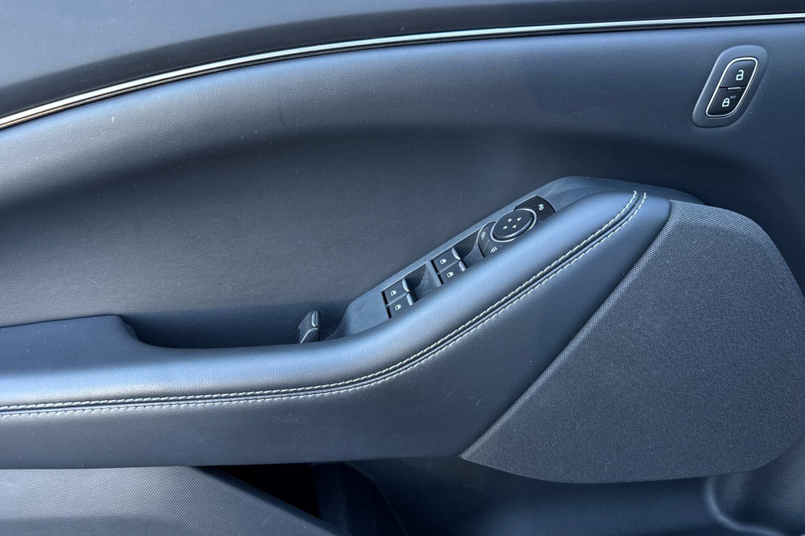 2023 Ford Mustang Mach-E Select