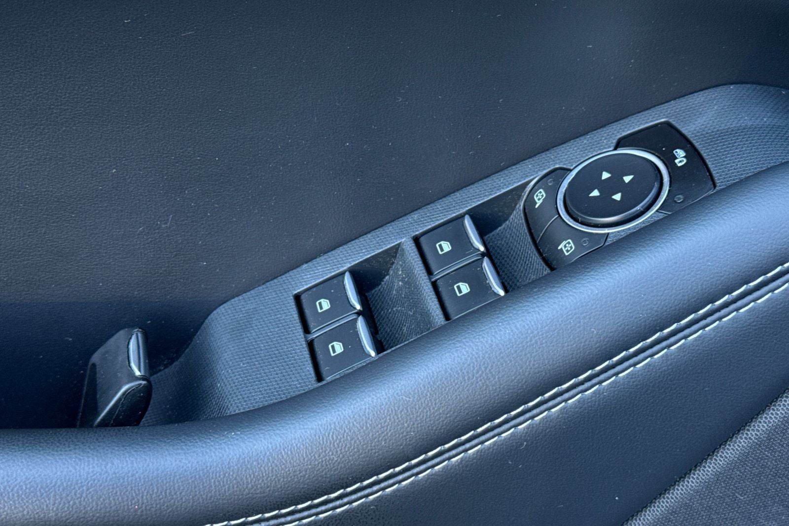 2023 Ford Mustang Mach-E Select