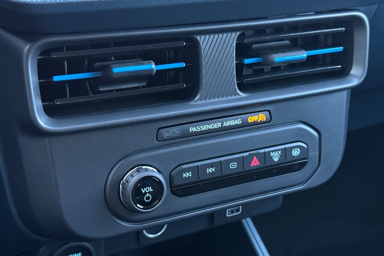 2025 Ford Maverick Lobo Standard