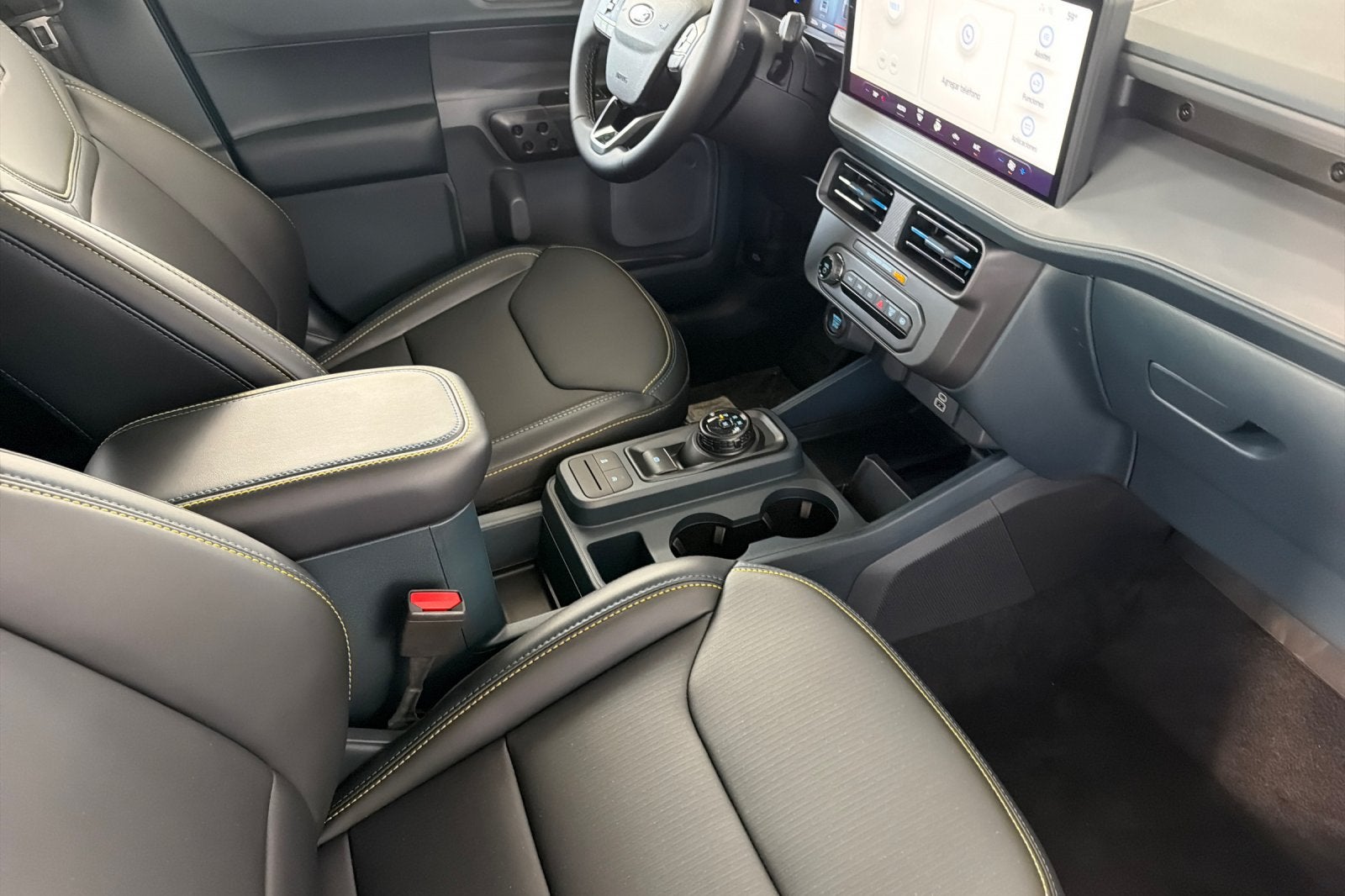 2026 Ford Maverick Lobo Standard