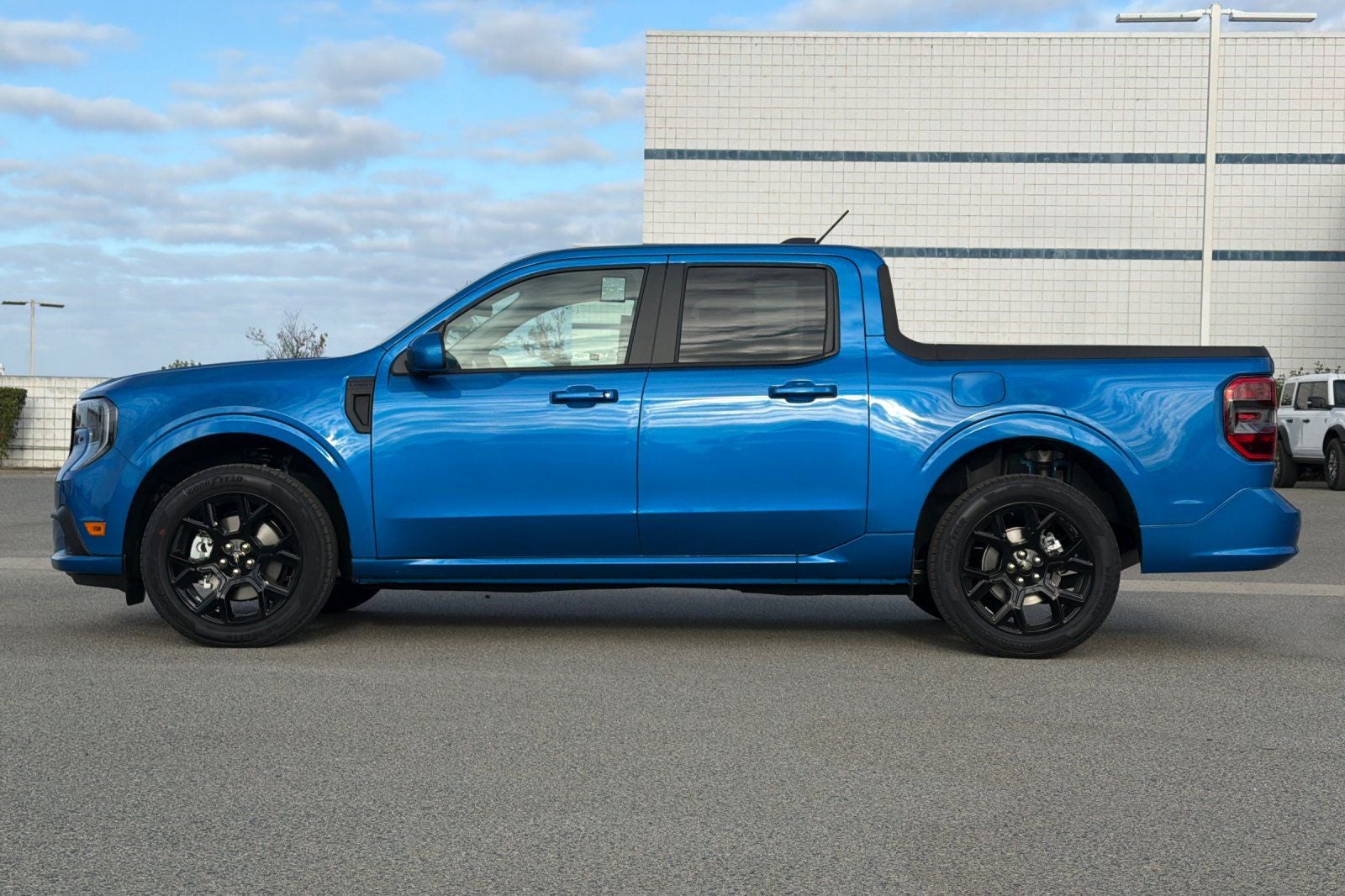 2026 Ford Maverick Lobo Standard