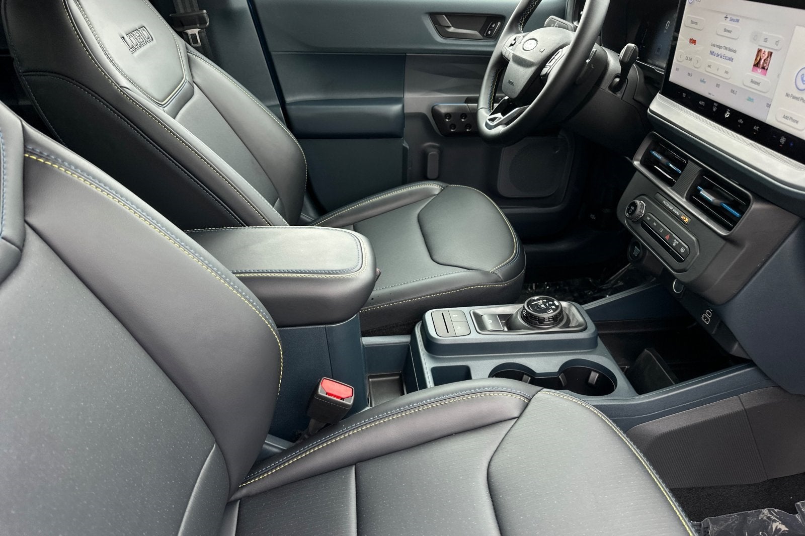 2025 Ford Maverick Lobo Standard