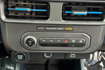 2025 Ford Maverick Lobo Standard