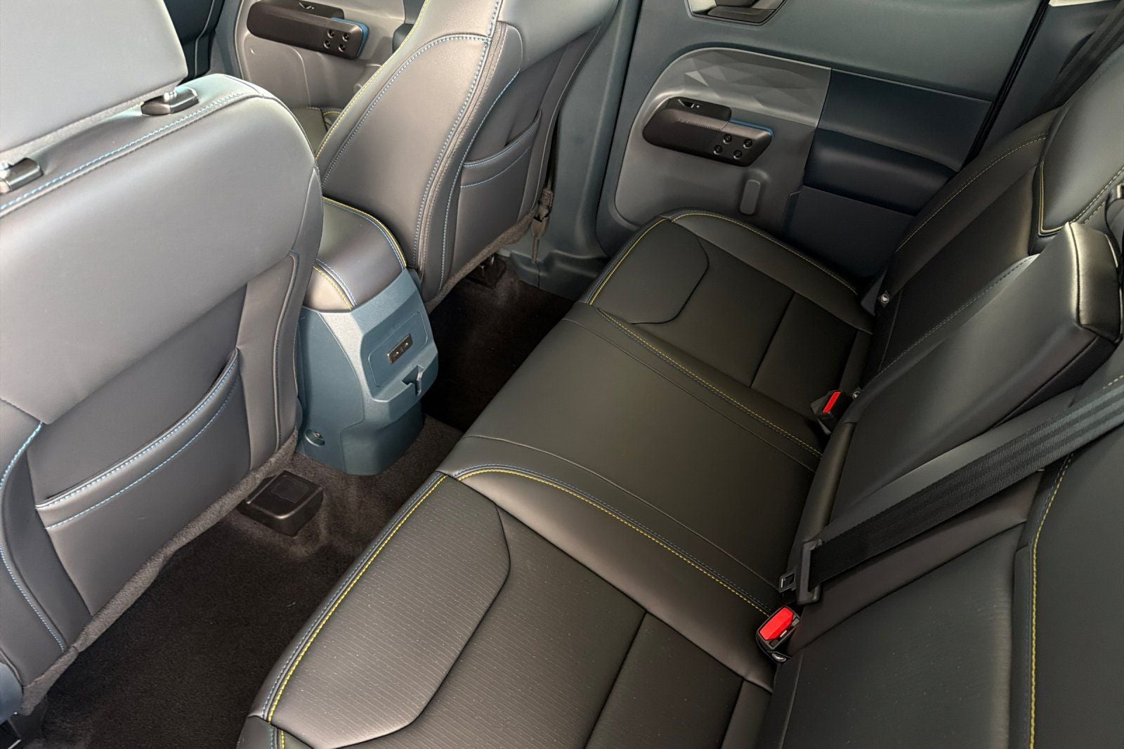 2026 Ford Maverick Lobo Standard