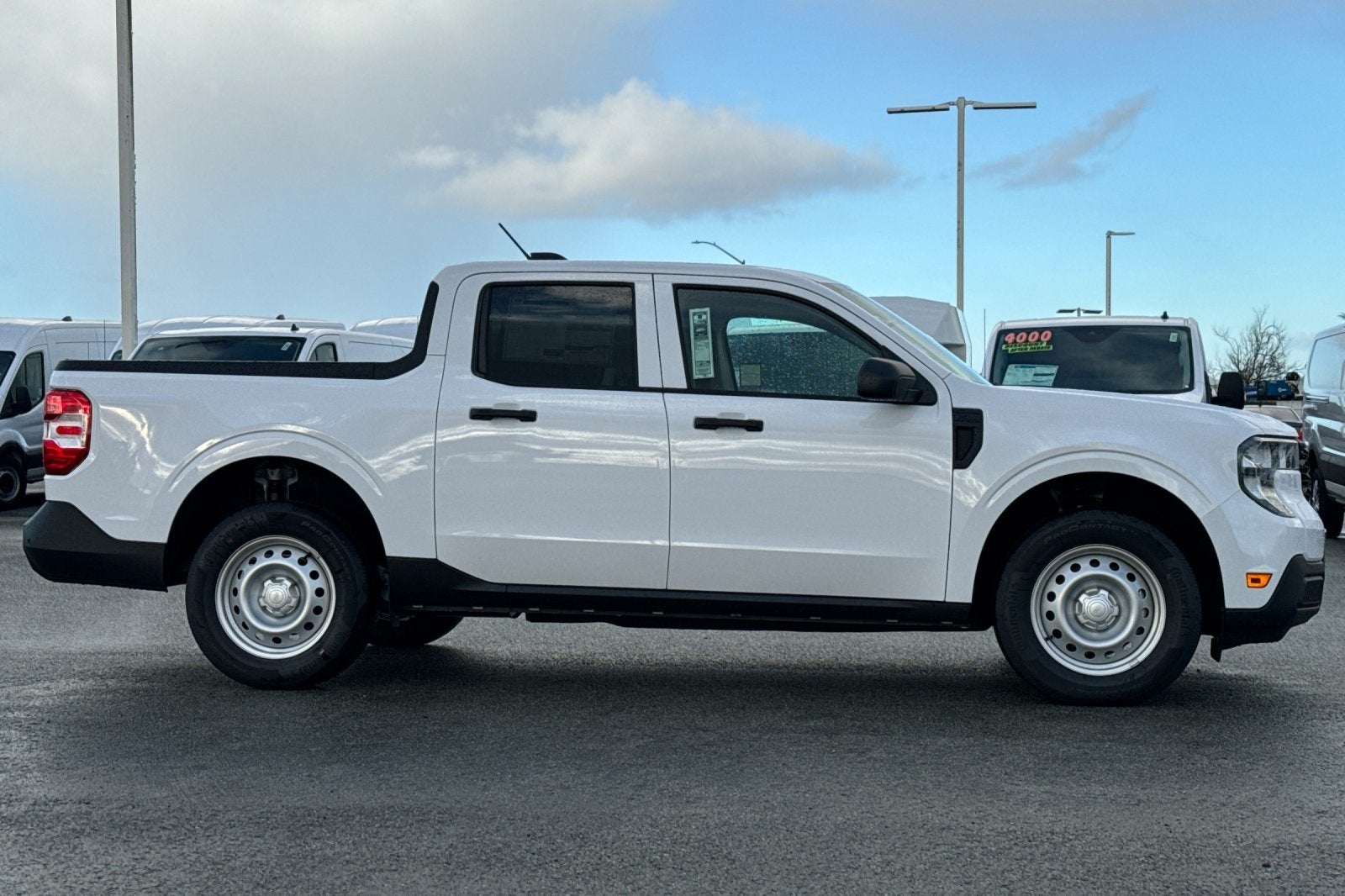 2025 Ford Maverick XL