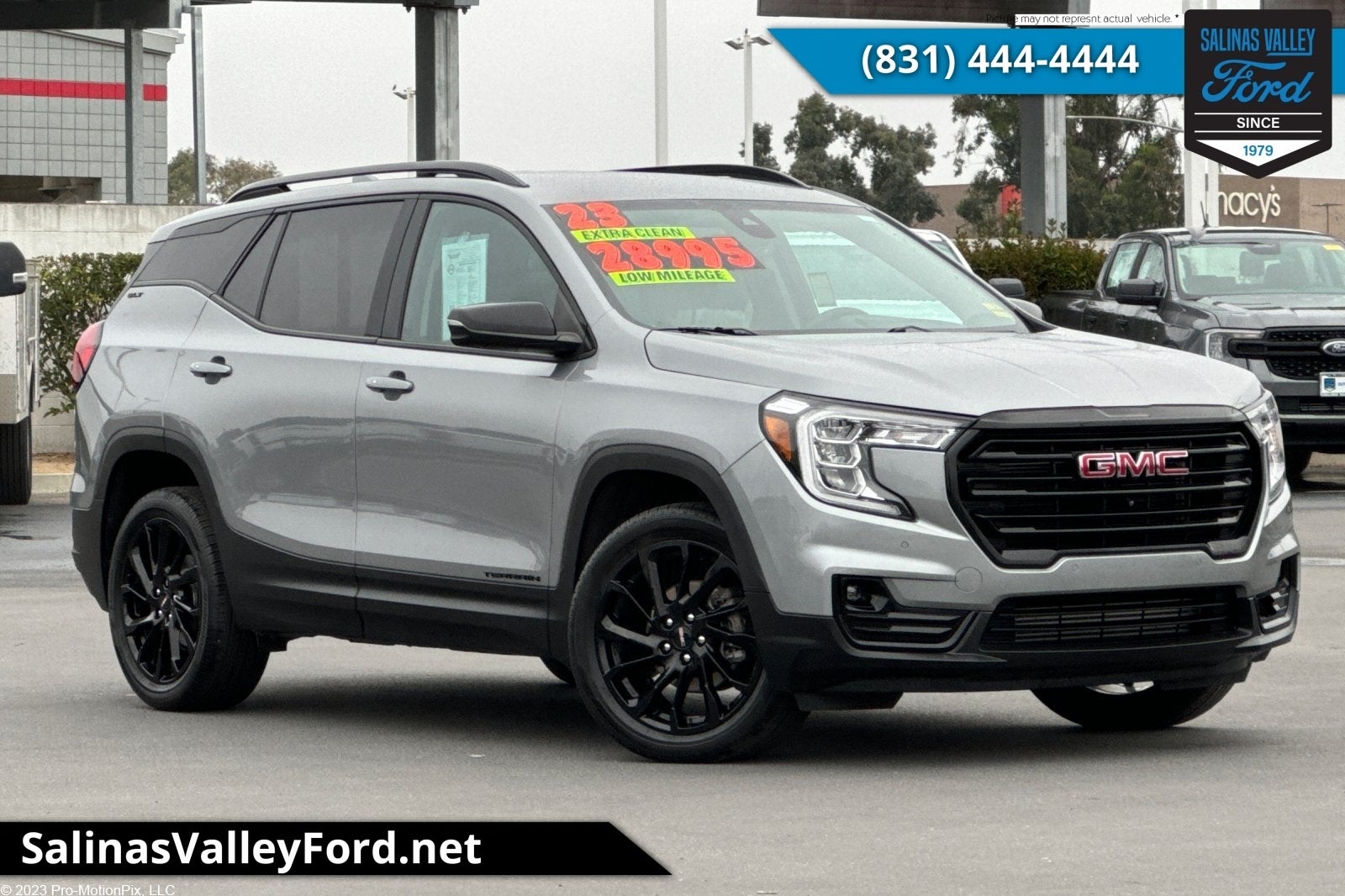2023 GMC Terrain SLT
