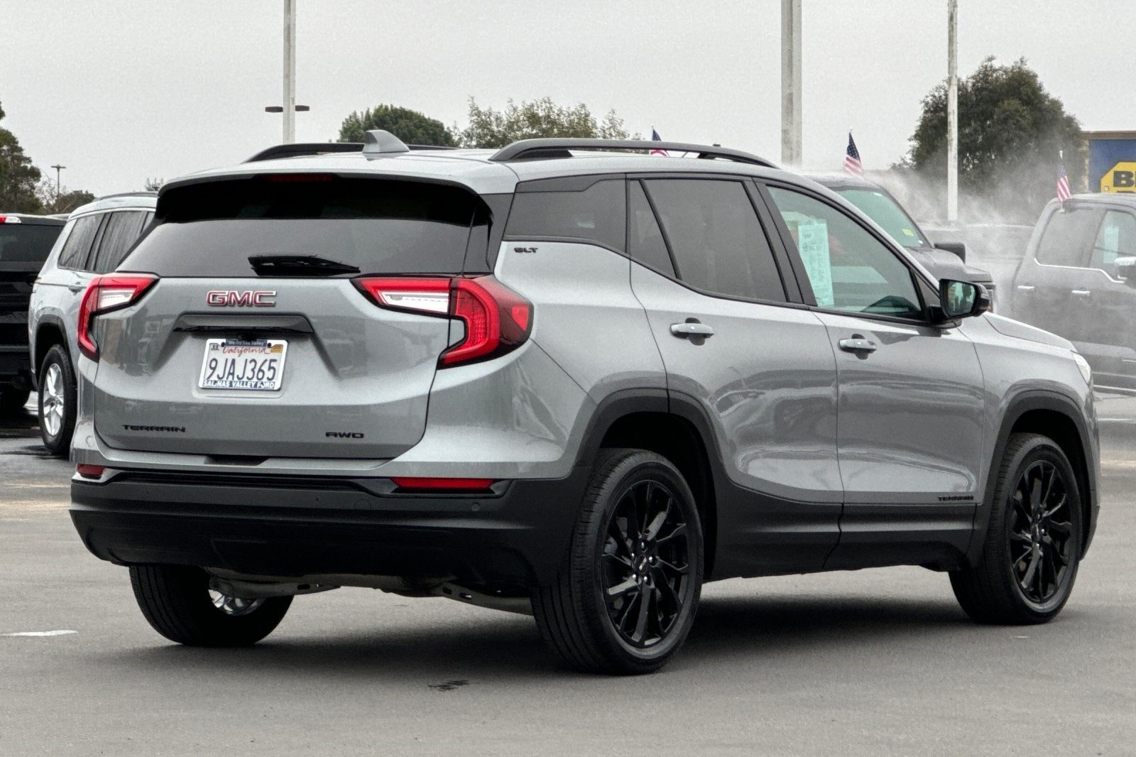 2023 GMC Terrain SLT