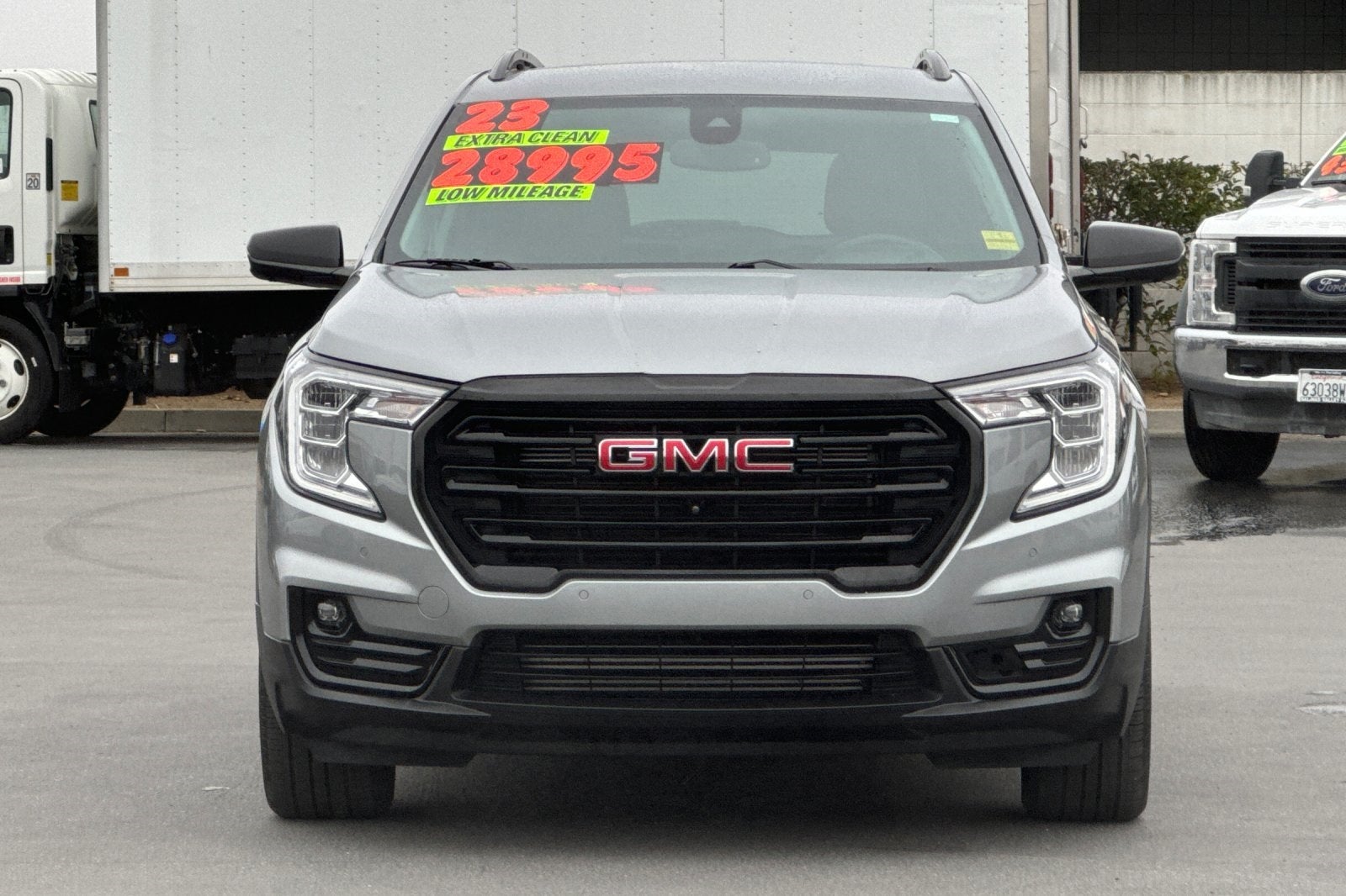 2023 GMC Terrain SLT